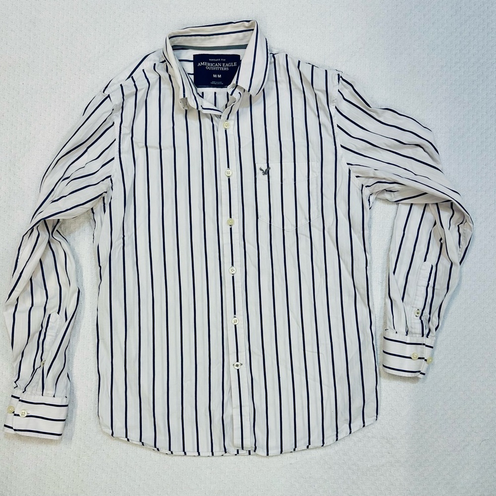 American Eagle Outfitters Men's White and Navy Shirt Stripes button up